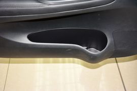 2014款日产骐达1.6L