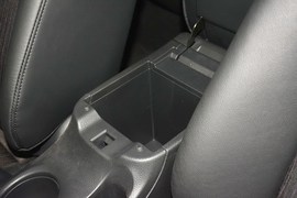 2014款日产骐达1.6L