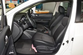 2014款日产骐达1.6L