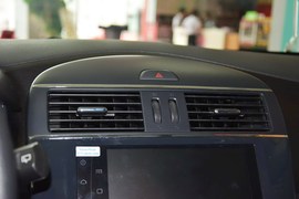2014款日产骐达1.6L