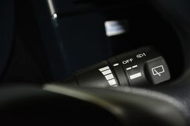 2014款日产骐达1.6L