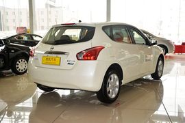 2014款日产骐达1.6L