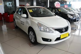 2014款日产骐达1.6L