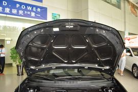 2015款现代悦动1.6L自动豪华型