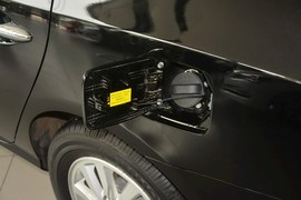 2015款现代悦动1.6L自动豪华型