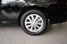 2015款现代悦动1.6L自动豪华型
