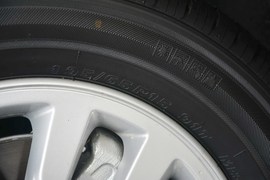 2015款现代悦动1.6L自动豪华型