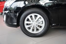 2015款现代悦动1.6L自动豪华型