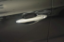 2015款现代悦动1.6L自动豪华型