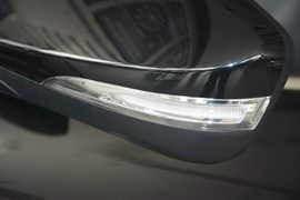 2015款现代悦动1.6L自动豪华型