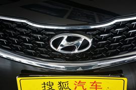 2015款现代悦动1.6L自动豪华型