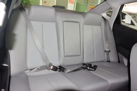 2015款现代悦动1.6L自动豪华型