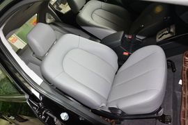 2015款现代悦动1.6L自动豪华型
