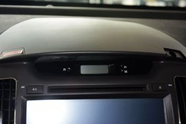 2015款现代悦动1.6L自动豪华型