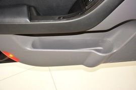 2015款现代悦动1.6L自动豪华型