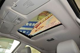 2015款现代悦动1.6L自动豪华型