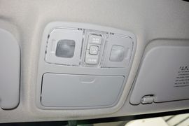 2015款现代悦动1.6L自动豪华型
