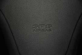 2015款现代悦动1.6L自动豪华型