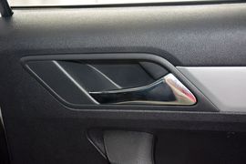 2015款大众捷达质惠版1.6L手动舒适型