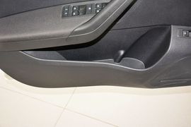 2015款大众捷达质惠版1.6L手动舒适型