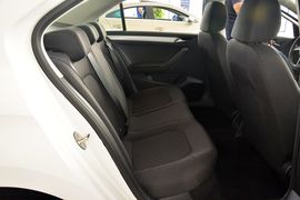 2015款大众捷达质惠版1.6L手动舒适型