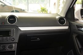 2015款大众捷达质惠版1.6L手动舒适型