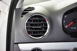 2015款大众捷达质惠版1.6L手动舒适型