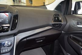 2015款福特翼虎2.0L
