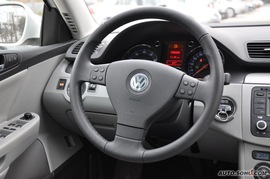 2010款大众迈腾1.4TSI