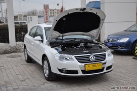 2010款大众迈腾1.4TSI