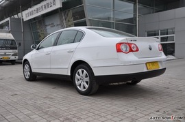 2010款大众迈腾1.4TSI