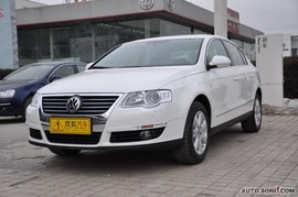 2010款大众迈腾1.4TSI
