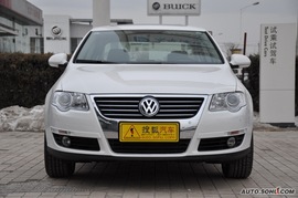 2010款大众迈腾1.4TSI