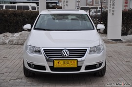 2010款大众迈腾1.4TSI
