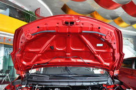 2015款日产骊威劲锐1.6XV