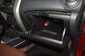 2015款日产骊威劲锐1.6XV