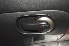 2015款日产骊威劲锐1.6XV