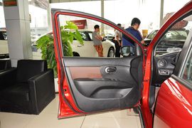 2015款日产骊威劲锐1.6XV