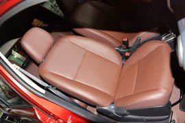 2015款日产骊威劲锐1.6XV