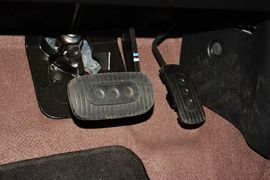 2015款日产骊威劲锐1.6XV