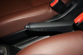 2015款日产骊威劲锐1.6XV