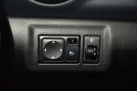 2015款日产骊威劲锐1.6XV