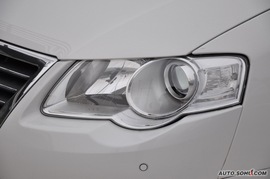 2010款大众迈腾1.4TSI
