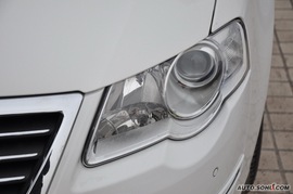 2010款大众迈腾1.4TSI