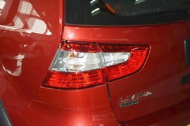 2015款日产骊威劲锐1.6XV