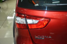 2015款日产骊威劲锐1.6XV