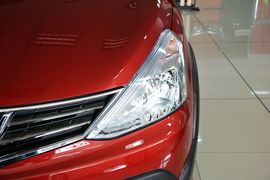2015款日产骊威劲锐1.6XV