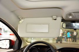 2015款福特福克斯三厢1.5L