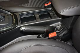 2015款福特福克斯三厢1.5L