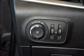 2015款别克威朗20T双离合领先型